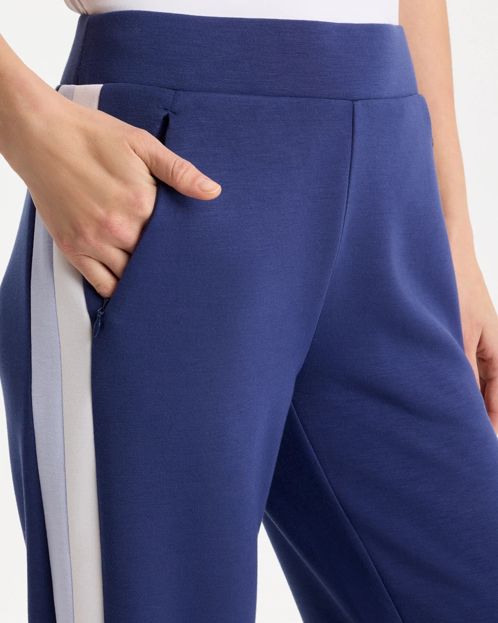 Chico's Zenergy® Soft Contrast Crop Pants Starlit Navy