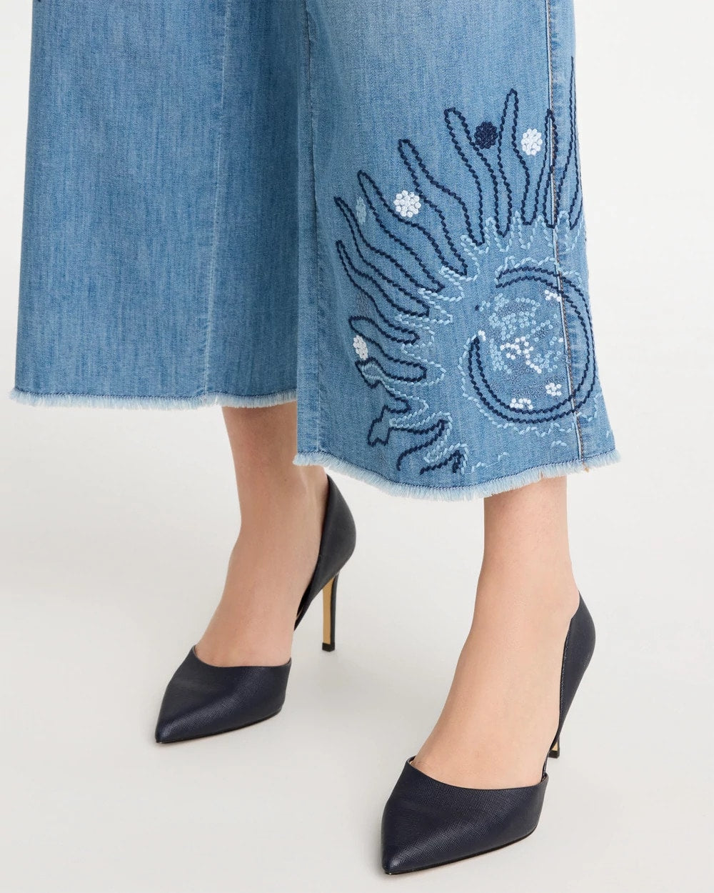 Chico's Embellished Ultra Lightweight Crop Jeans Caressa Indigo