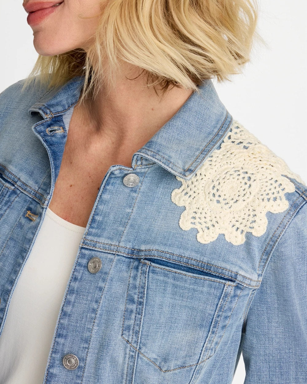 Chico's Embroidered Frayed Denim Trucker Jacket Coral Reef Indigo