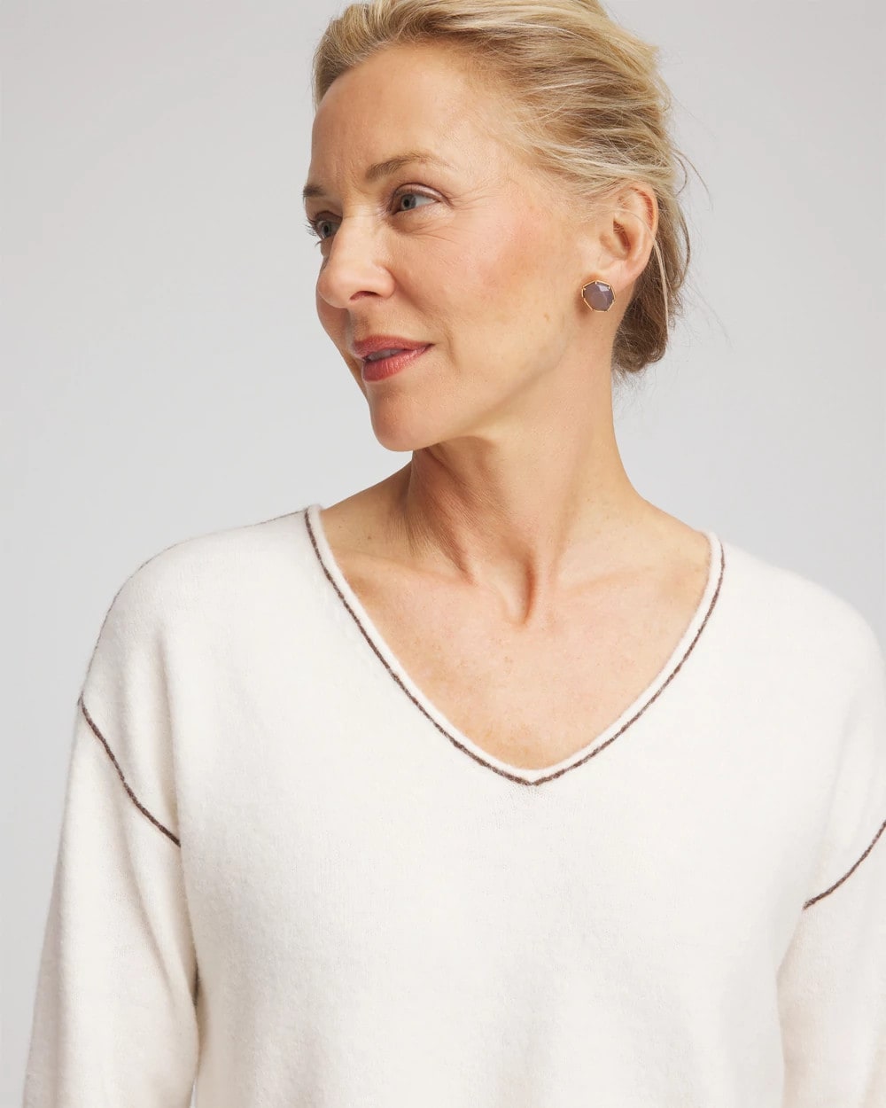 Chico's Contrast Stitch V-Neck Sweater English Cream