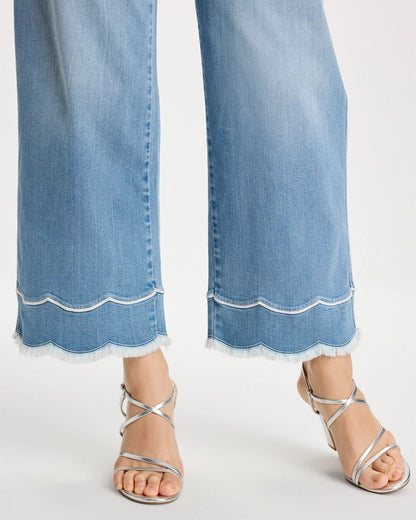 Chico's Scallop Pull-On Wide-Leg Crop Jeans Blue Jay Indigo