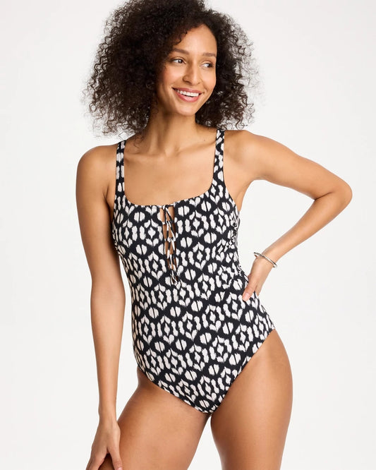 Chico's Gottex Mantra Square Neck One Piece Swimsuit Black/White