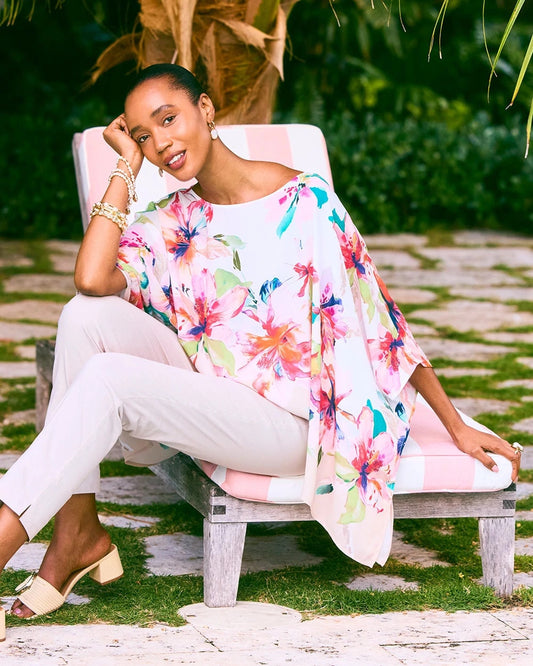 Chico's Croix Collage Classic Poncho Calypso Coral