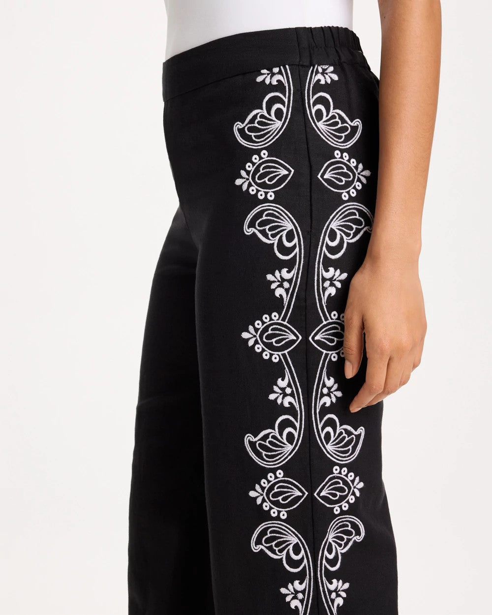 Chico's Embroidered Pull-On Wide-Leg Linen Pants Black