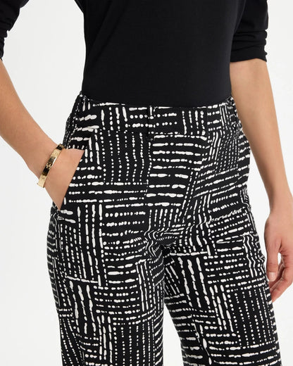 Chico's Emme Fly Front Straight Printed Crop Pants Black