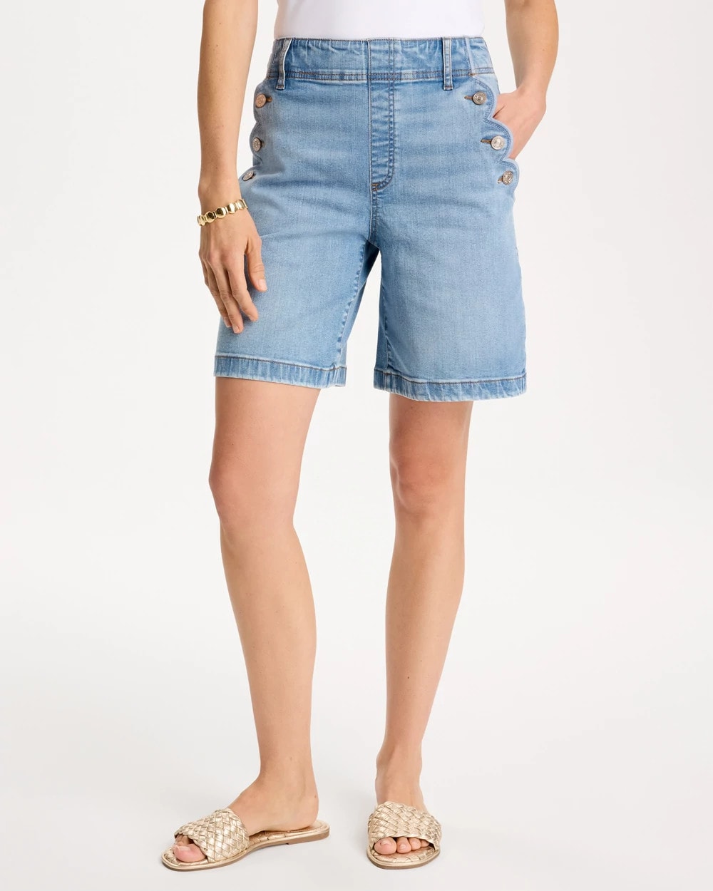 Chico's Pull-On Scallop Button Jean Shorts Blue Jay Indigo