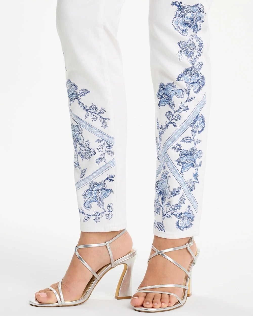 Chico's Embroidered Girlfriend Slim Ankle Jeans Alabaster