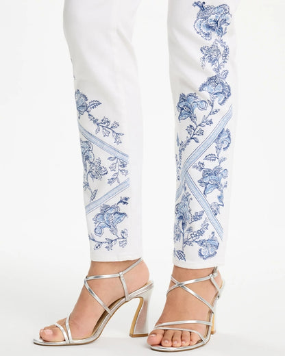 Chico's Embroidered Girlfriend Slim Ankle Jeans Alabaster