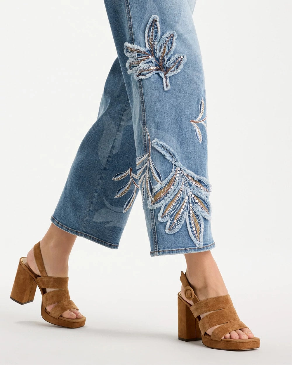 Chico's Tropical Embroidery Pull-On Wide Crop Jean Pashmina Indigo