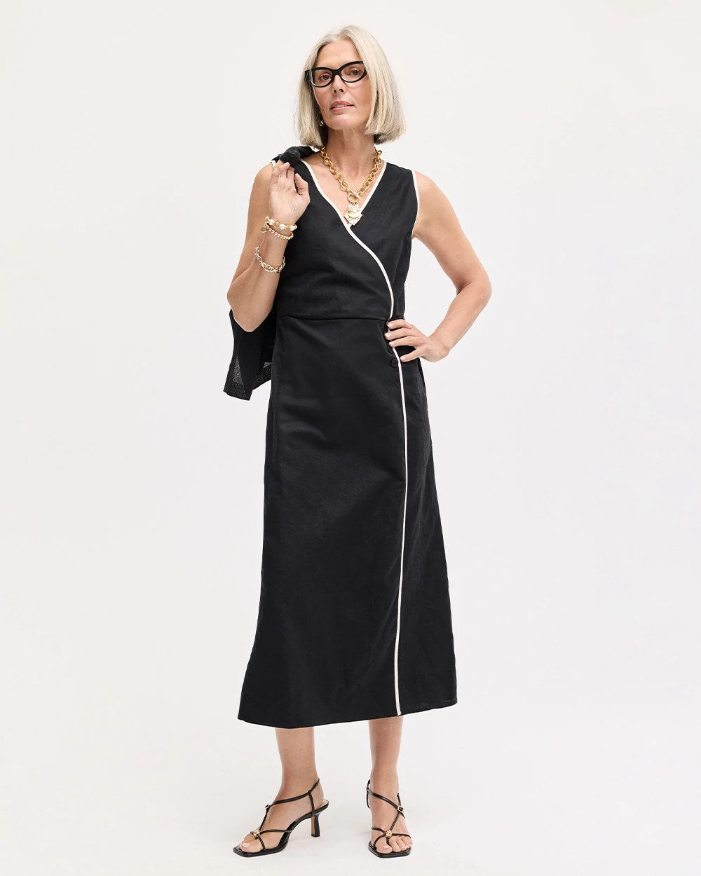 Chico's Sleeveless Surplice Linen Dress Black