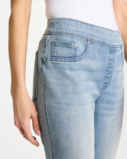 Chico's Pull-On Capri Jeans Printemps Indigo