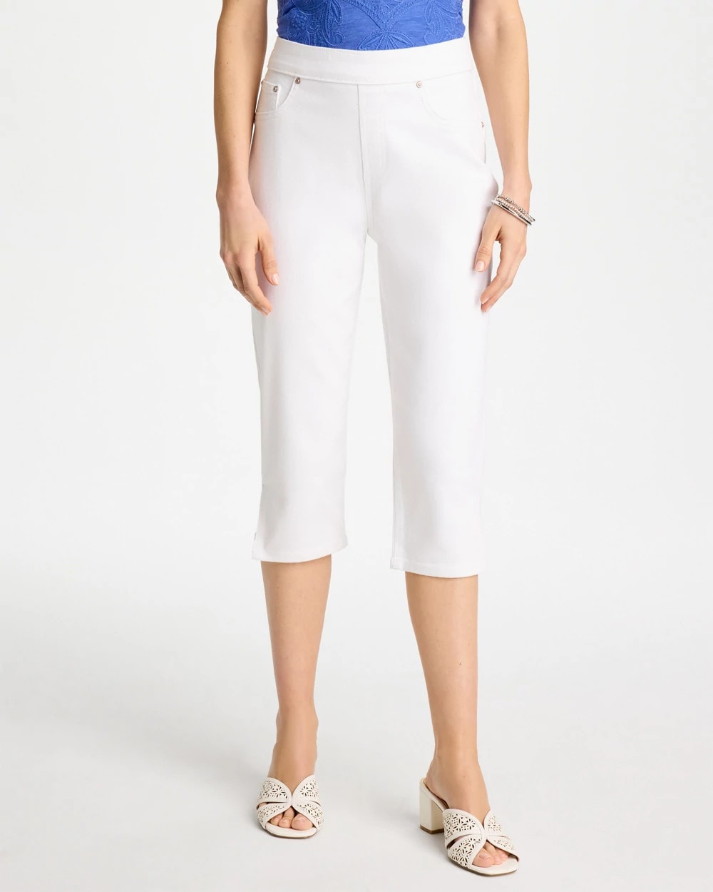Chico's Pull-On Capri Jeans Alabaster