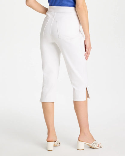 Chico's Pull-On Capri Jeans Alabaster