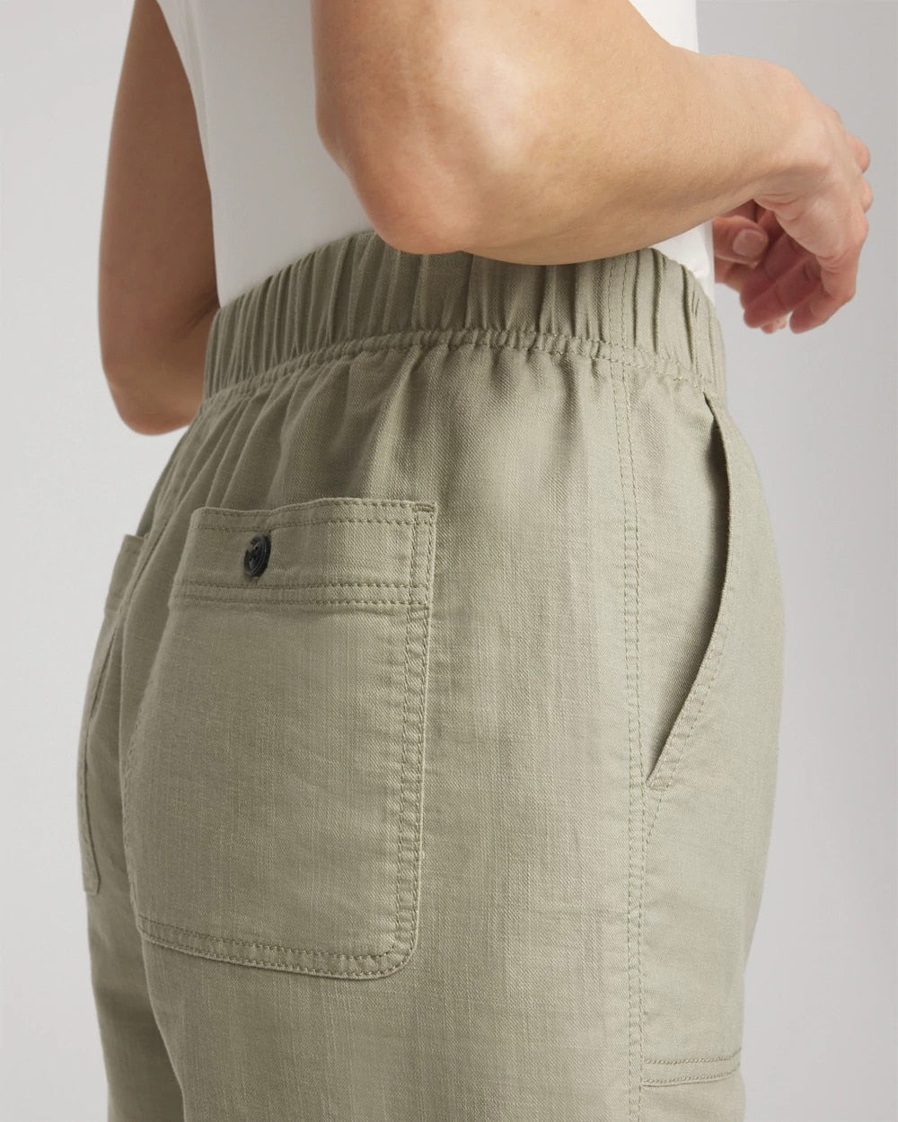 Chico's Cotton-Linen Pull-On Utility Shorts Washed Sage