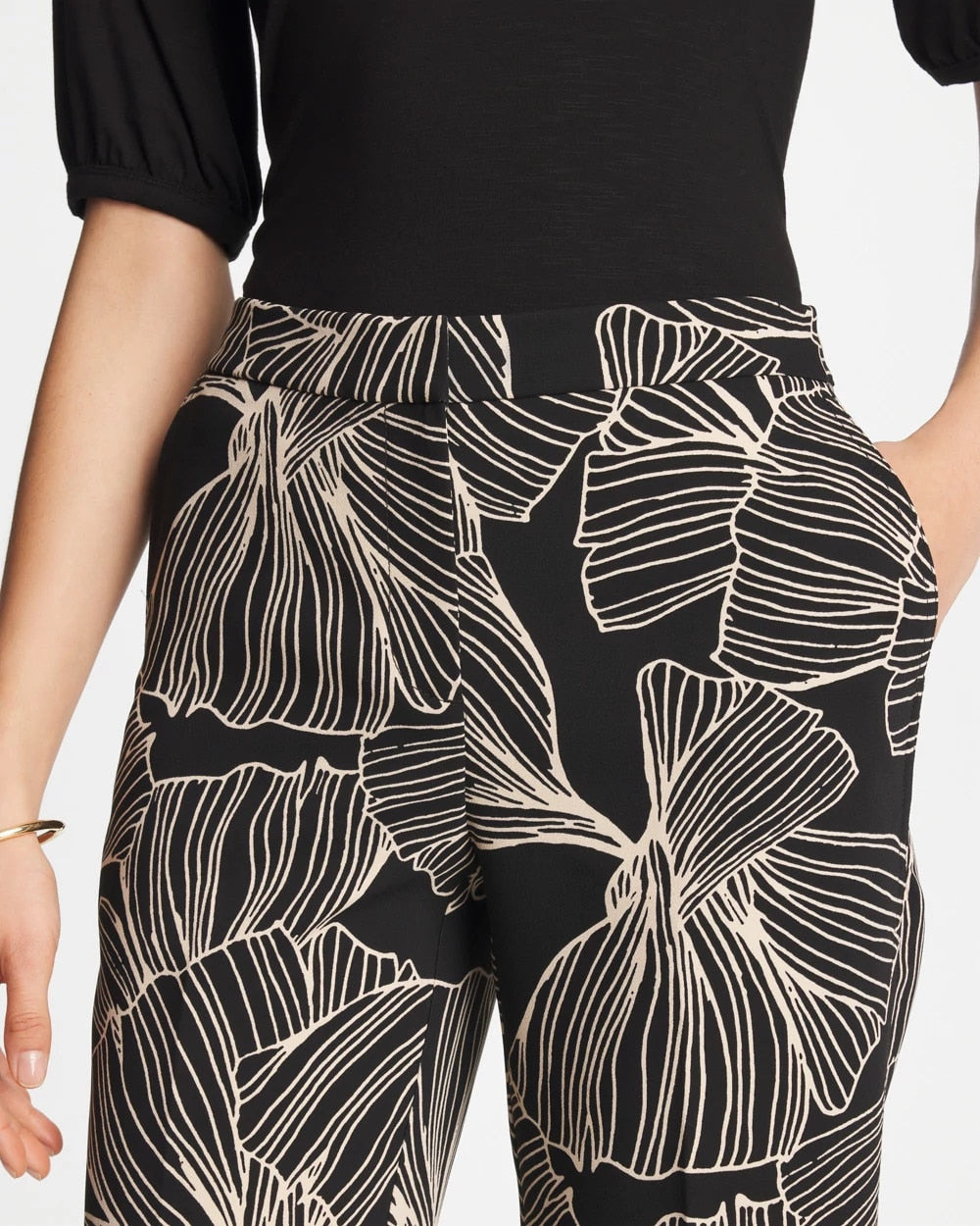 Chico's Ginkgo Crepe Tapered Ankle Pants Black