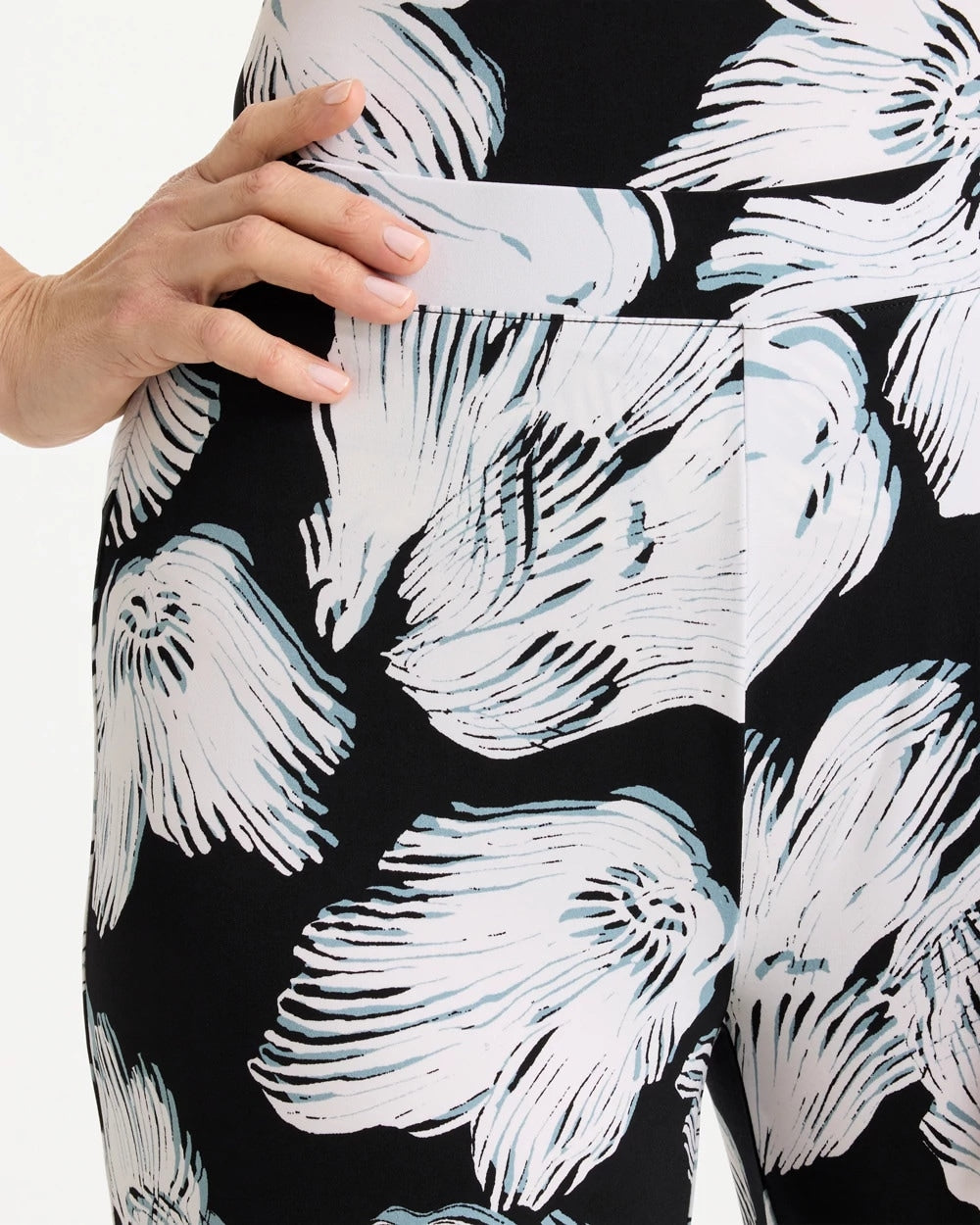Chico's Travelers™ Knit Abstract Floral Cropped Pants Black