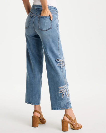 Chico's Tropical Embroidery Pull-On Wide Crop Jean Pashmina Indigo