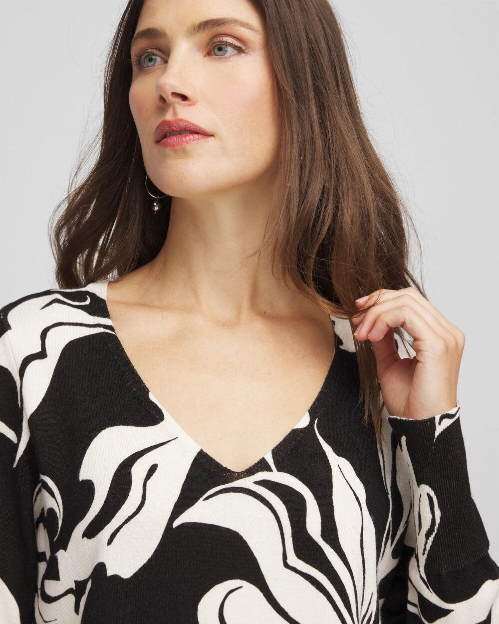 Chico's Ella Printed V-Neck Sweater Black