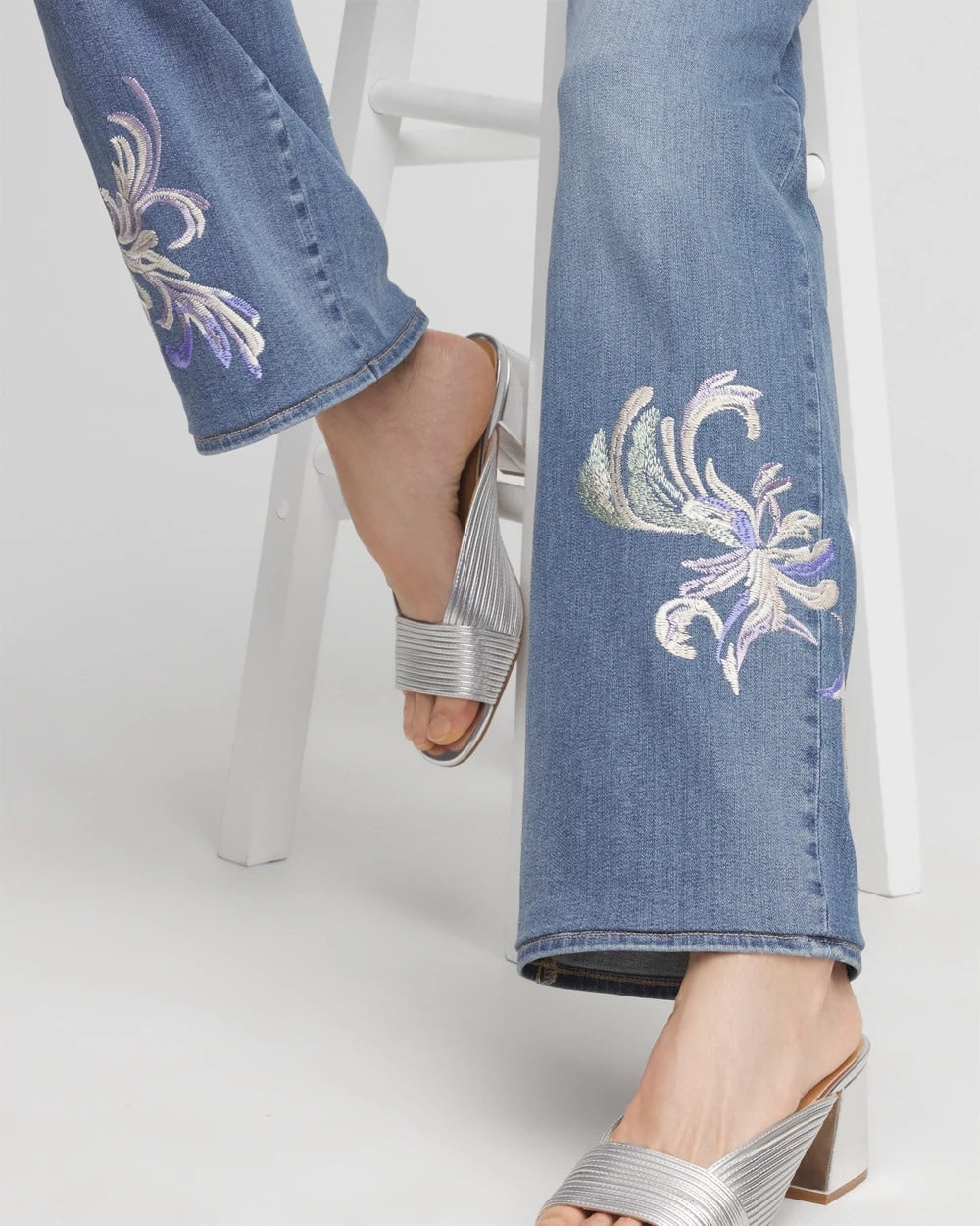 Chico's Embroidered Pull-On Wide-Leg Jeans Soraya Indigo