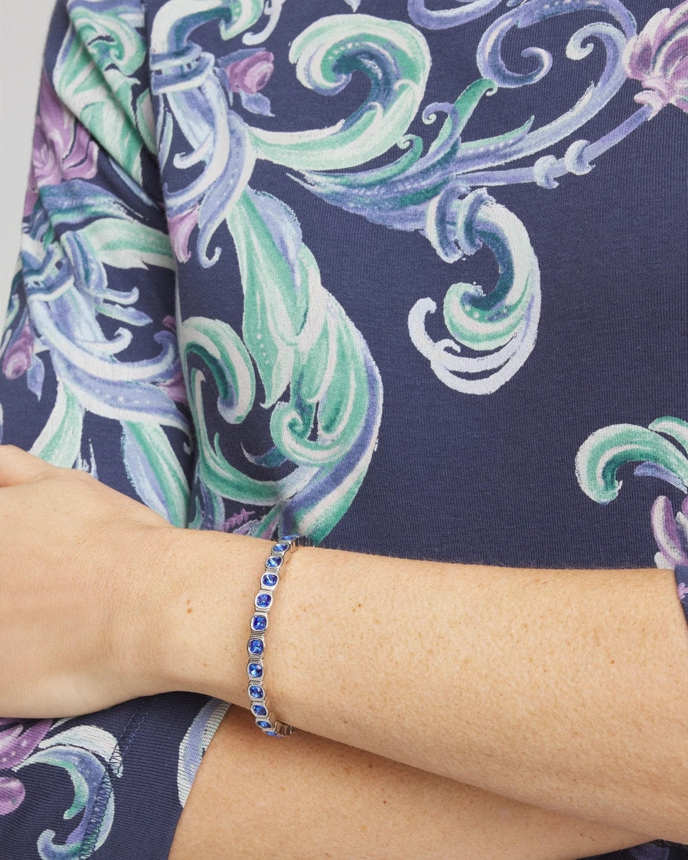 Chico's Small Faceted Stretch Bracelet Blue