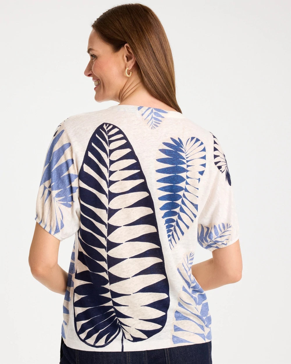 Chico's Leaf Print Linen Ruched V-Neck Tee Passport Blue