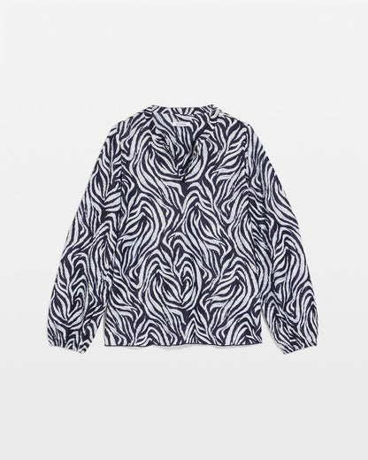 Chico's Zebra Waves Crinkle Top Passport Blue