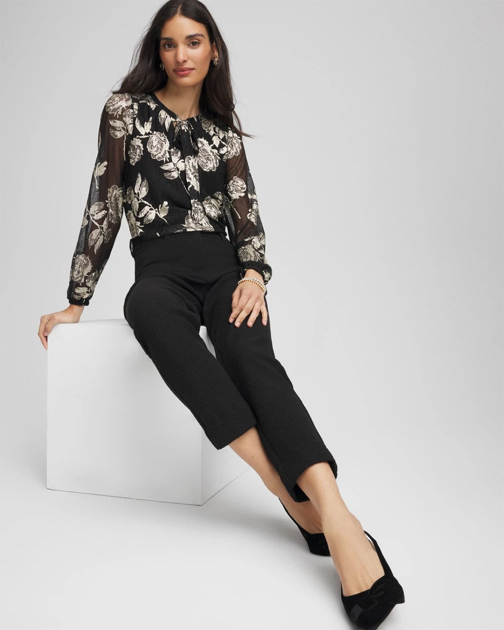 Chico's Floral Metallic Bodre Top Black