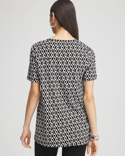 Chico's Graphic Slub V-Neck Tee Black