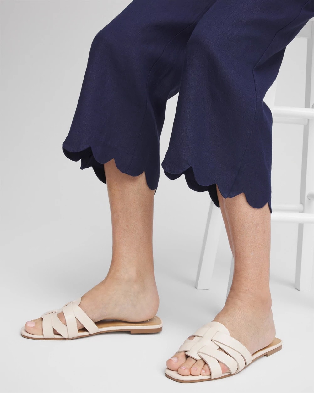 Chico's Linen Scallop Hem Crop Pants Passport Blue