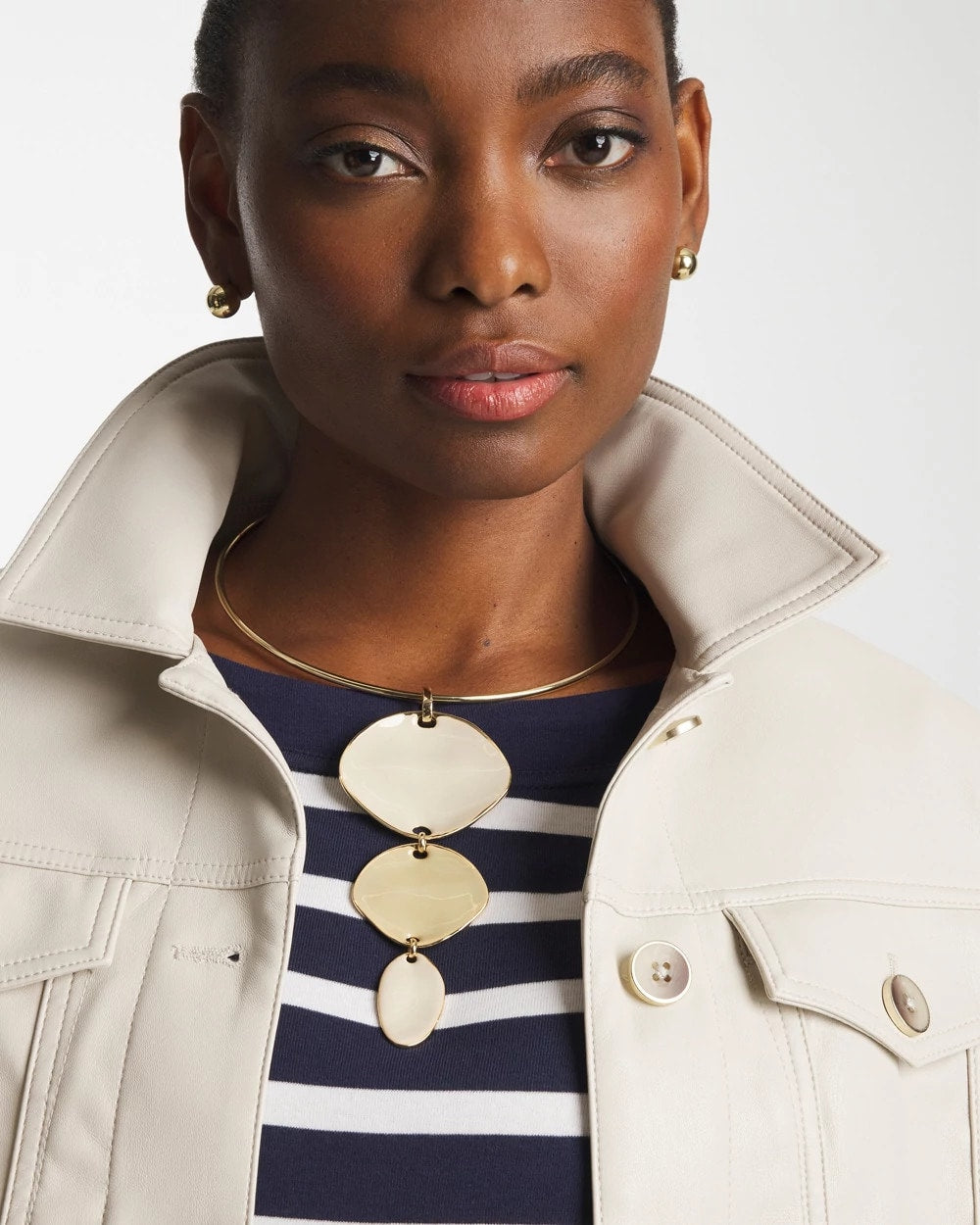 Chico's Linear Reversible Pendant Necklace White/Gold